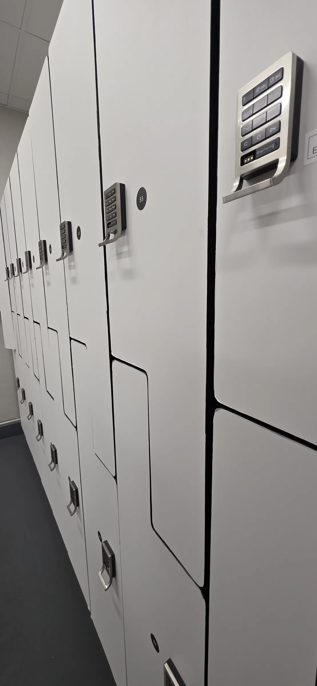 200 EVB on-site gym. 21