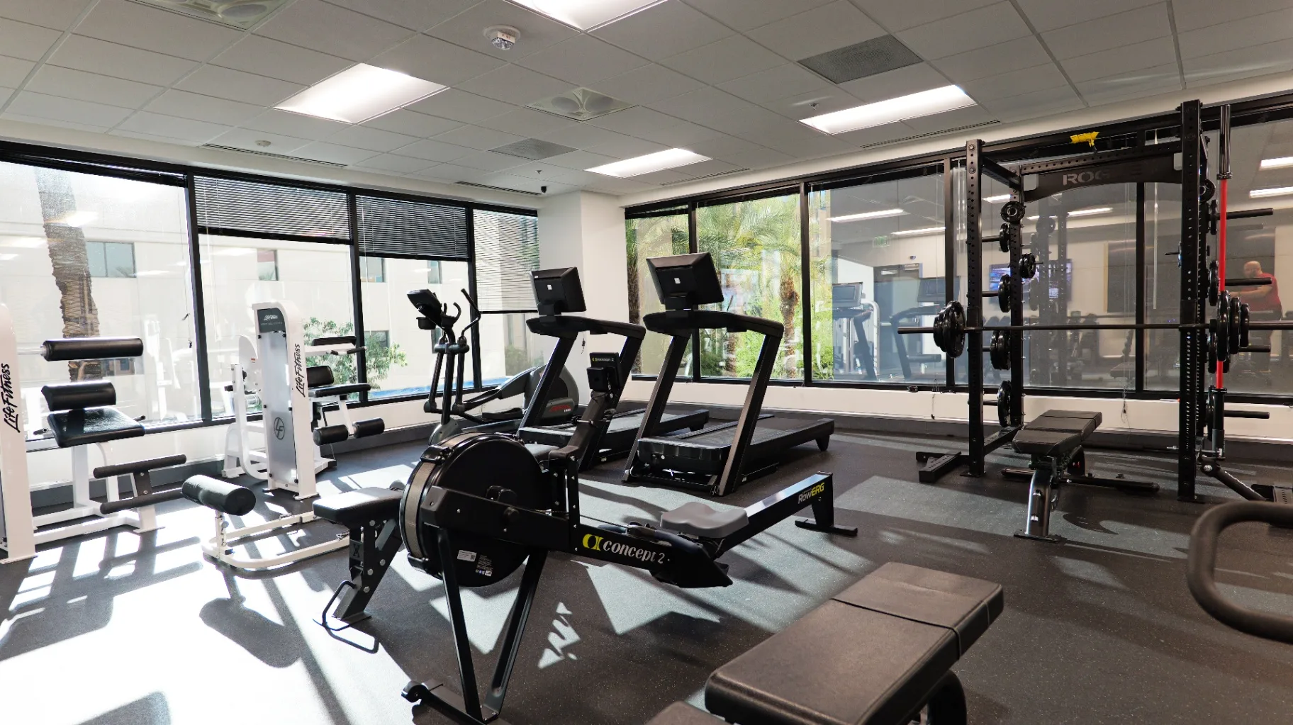 200 EVB on-site gym. 33
