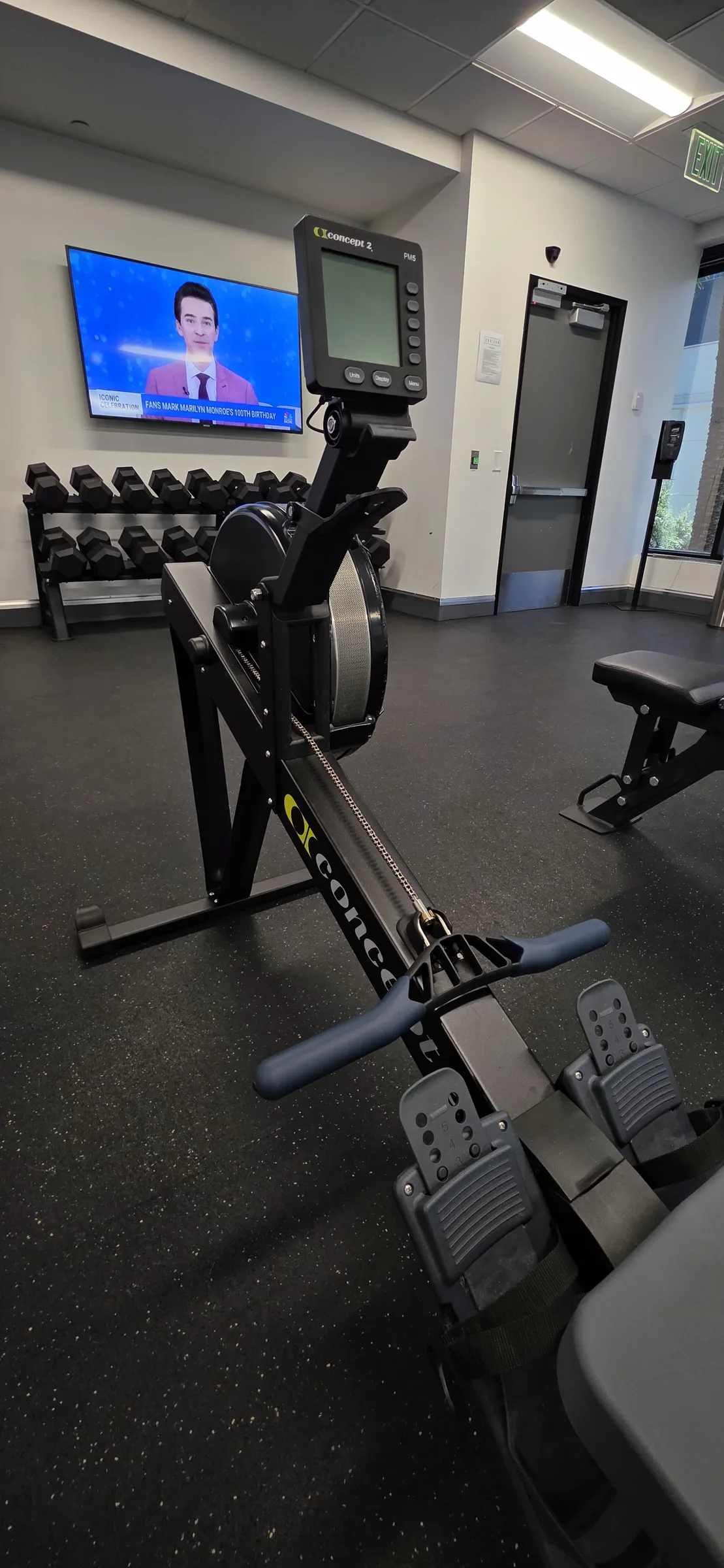 200 EVB on-site gym. 08
