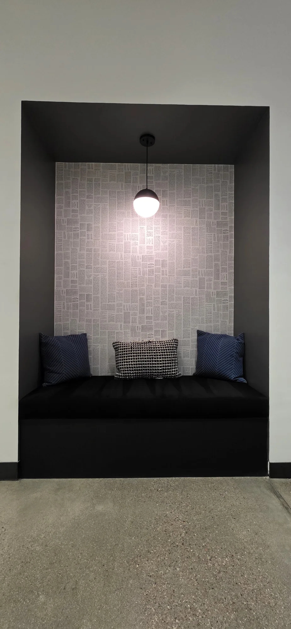 200 E Van Buren, building interior. 10