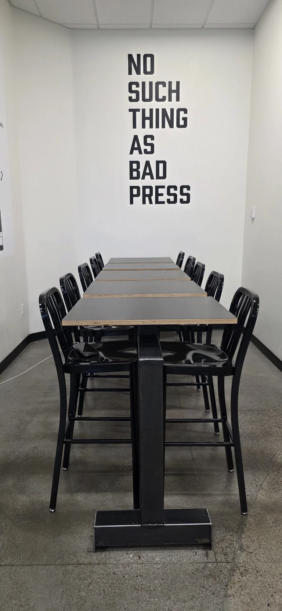 200 E Van Buren, building interior. 01